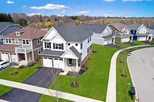 2 Potter Ct, Hawthorn Woods, IL 60047 - Photo 1