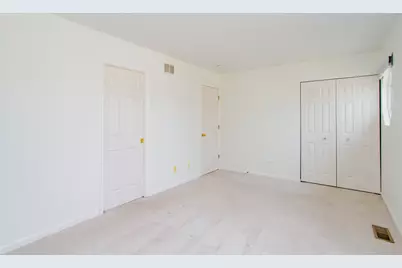 [Address not provided], Round Lake Beach, IL 60073 - Photo 26