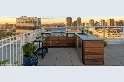 757 N Orleans Street #2206, Chicago, IL 60654 - Photo 28