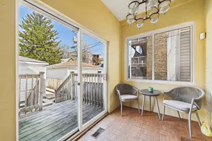 2330 W Palmer St, Chicago, IL 60647 - Photo 16
