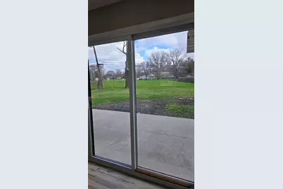 1110 Holmes Place, Dekalb, IL 60115 - Photo 6