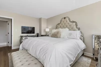 3930 N Pine Grove Avenue #816, Chicago, IL 60613 - Photo 18