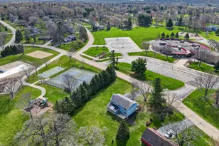 900 Glen Oak Dr, Sleepy Hollow, IL 60118 - Photo 32