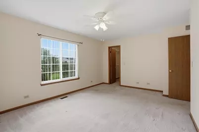 682 Fieldcrest Drive #A, South Elgin, IL 60177 - Photo 10