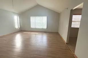 2503 Dickens Dr, Aurora, IL 60504 - Photo 2