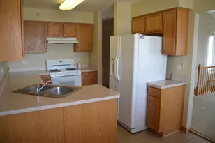 2503 Dickens Dr, Aurora, IL 60504 - Photo 8