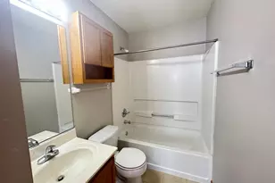 2503 Dickens Dr, Aurora, IL 60504 - Photo 8