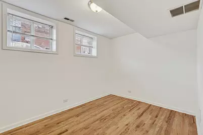 2751 N Campbell Avenue #2, Chicago, IL 60647 - Photo 16