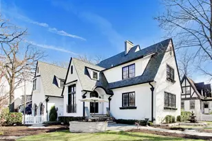 91 Abbottsford Rd, Winnetka, IL 60093 - Photo 2