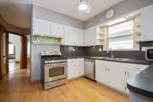 1403 Kenilworth Ave, Berwyn, IL 60402 - Photo 14