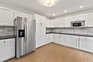 831 Chestnut Ct, Marengo, IL 60152 - Photo 10