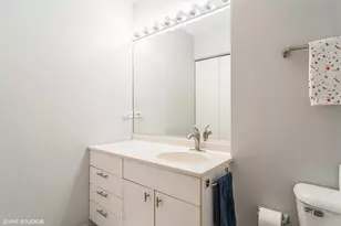 [Address not provided], Chicago, IL 60605 - Photo 8