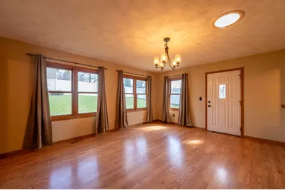 1018 Tee Street, Dixon, IL 61021 - Photo 8