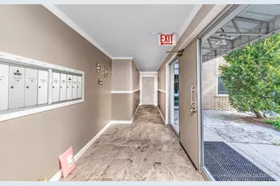 1610 W Jarvis Avenue #2B, Chicago, IL 60626 - Photo 10