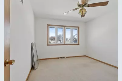 4738 N Potawatomie Avenue, Chicago, IL 60656 - Photo 14
