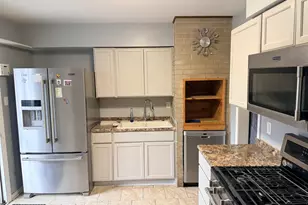 202 Kentucky St, Park Forest, IL 60466 - Photo 28