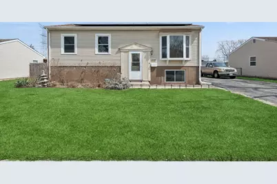 209 Nippert Avenue, Romeoville, IL 60446 - Photo 1