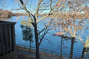 33 Shoreline Rd, Lake Barrington, IL 60010 - Photo 28