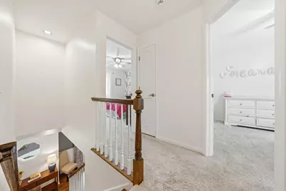334 E McKenna Court, Elmhurst, IL 60126 - Photo 18