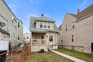 5925 W Iowa St, Chicago, IL 60651 - Photo 16