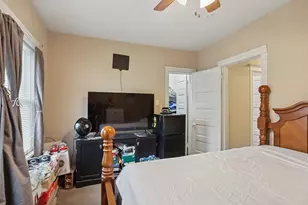 5925 W Iowa St, Chicago, IL 60651 - Photo 8