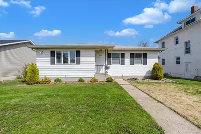 1413 30th Avenue, Moline, IL 61265 - Photo 2