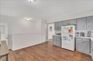 1413 30th Ave, Moline, IL 61265 - Photo 14