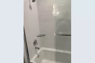 3348 W Warner Avenue #1, Chicago, IL 60618 - Photo 12