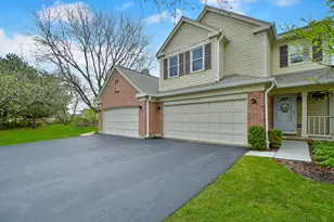 1315 Orrington Ct, Wheeling, IL 60090 - Photo 2