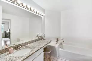 1315 Orrington Ct, Wheeling, IL 60090 - Photo 22