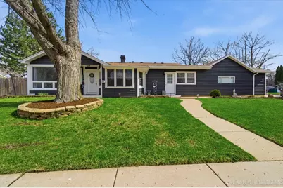 101 Hickory Drive, Carpentersville, IL 60110 - Photo 1