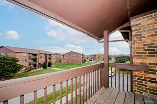 15712 Peggy Ln, Oak Forest, IL 60452 - Photo 12