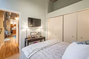 [Address not provided], Chicago, IL 60654 - Photo 16