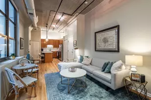 [Address not provided], Chicago, IL 60654 - Photo 6