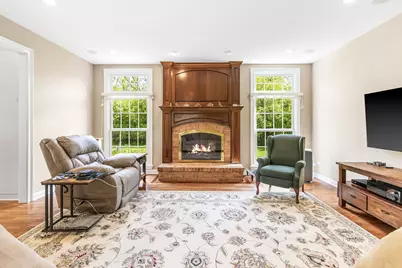 1211 Ashbury Lane, Libertyville, IL 60048 - Photo 14