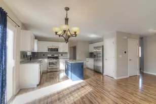 1752 Tallmeadow Dr, Dekalb, IL 60115 - Photo 8