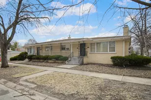 13701 S School St, Riverdale, IL 60827 - Photo 2