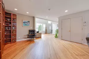 610 Revere Rd, Glenview, IL 60025 - Photo 8