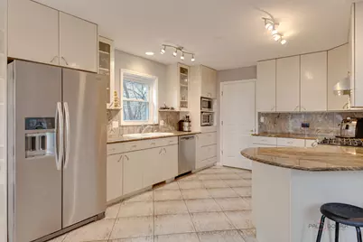 610 Revere Road, Glenview, IL 60025 - Photo 16