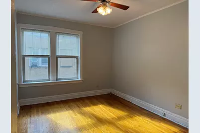 [Address not provided], Oak Park, IL 60302 - Photo 2