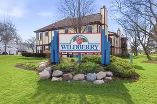 1941 Quaker Hollow Ln, Streamwood, IL 60107 - Photo 22