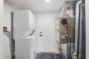 1941 Quaker Hollow Ln, Streamwood, IL 60107 - Photo 18