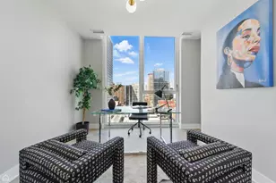 146 W Erie St, Chicago, IL 60654 - Photo 14