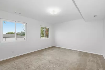 2390 Bicentennial Avenue #8, Crest Hill, IL 60403 - Photo 8