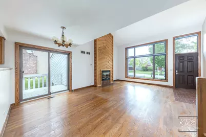 1213 Yorkshire Drive, Naperville, IL 60563 - Photo 6
