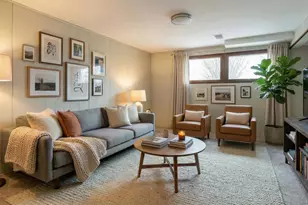 305 S 13th St, Saint Charles, IL 60174 - Photo 16