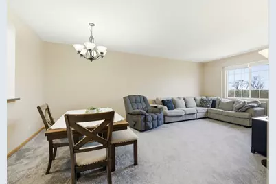 3370 Cameron Drive, Elgin, IL 60124 - Photo 4