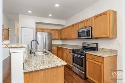 21102 Windsor Lake Way, Crest Hill, IL 60403 - Photo 6