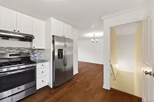 420 Berkshire Ln, Des Plaines, IL 60016 - Photo 6