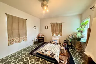 604 E Center St, Monticello, IL 61856 - Photo 6